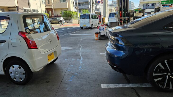 今回のコーティングメンテの代車は11.4万キロ走行のアルト！